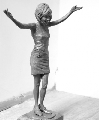 Cillablackstatue-330x400.jpg